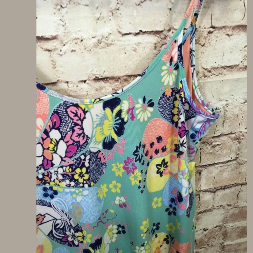 Judith March Large layered Tank Top Shirt - Picture 4 of 5